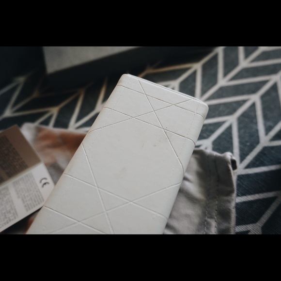 AUTHENTIC CHRISTIAN DIOR SUNGLASSES. - Picture 7 of 7